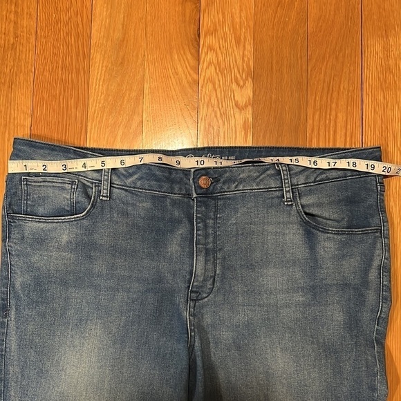 OLD navy rock star mid - rise jeans size 18. - Picture 4 of 7